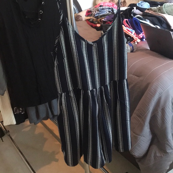 Lulu’s PPLA Pax Navy Blue Stripped Romper - Picture 4 of 6